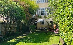 Le Jardin De Gustave